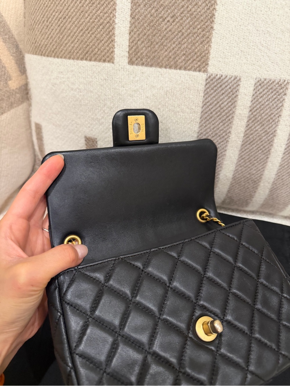 CHANEL 22K Coco Hearts Black Quilted Flap Crossbody with Gold Hardware - Picture 14 of 16